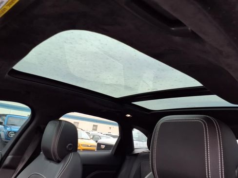 Used 2019 Jaguar F-PACE R-Sport AWD/4WD image 11