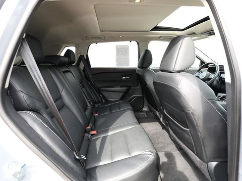 Used 2023 Nissan Rogue SL w/ SL Premium Package image 24