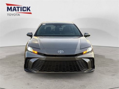 New 2026 Toyota Camry SE image 2
