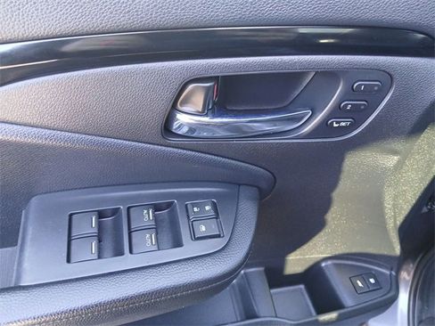 Used 2020 Honda Pilot Elite image 13