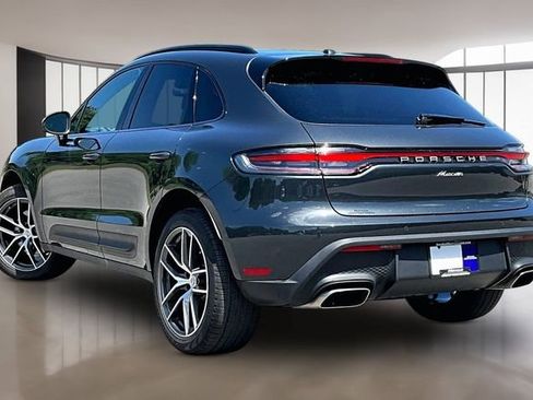 Used 2026 Porsche Macan AWD/4WD image 4