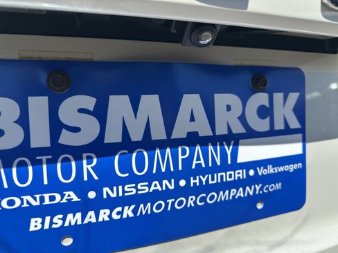 Used 2023 Nissan Rogue SV AWD/4WD image 7