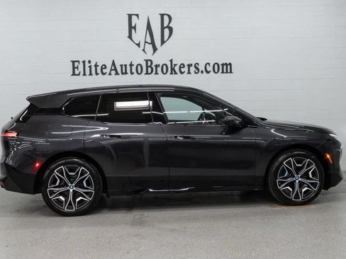 Used 2024 BMW iX xDrive50 w/ Premium Package AWD/4WD image 5