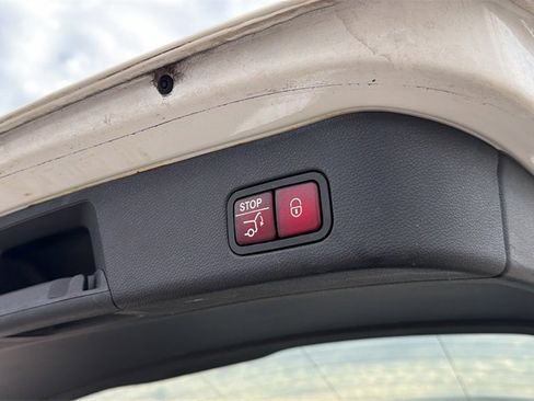 Used 2018 Mercedes-Benz GLE 350 image 41