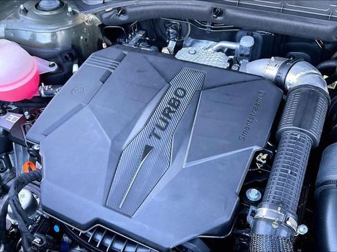 Certified 2025 Hyundai Santa Fe SEL image 31