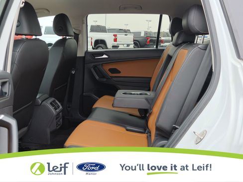 Used 2019 Volkswagen Tiguan SE image 28