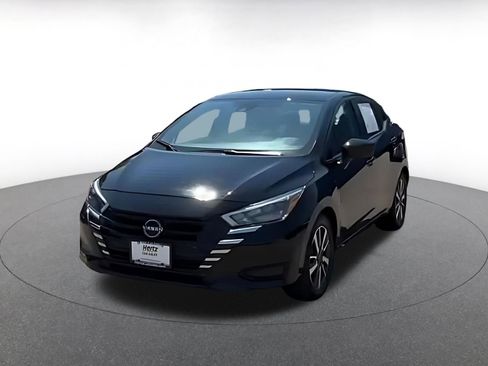 Used 2025 Nissan Versa SV FWD image 4