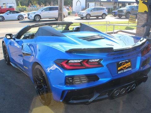 Used 2024 Chevrolet Corvette Z06 image 6