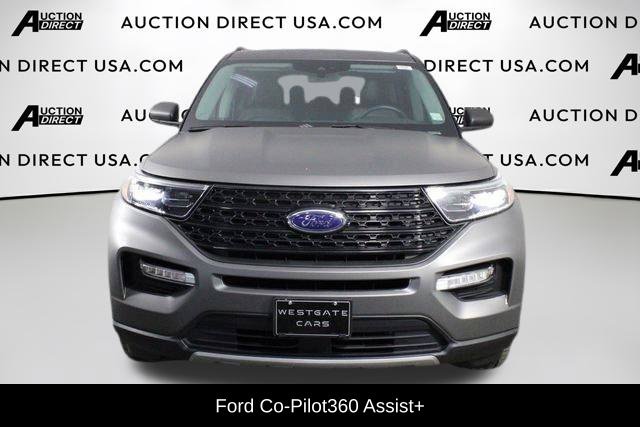 Used 2021 Ford Explorer XLT w/ Equipment Group 202A AWD/4WD image 3