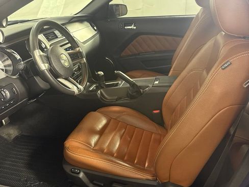 Used 2010 Ford Mustang GT RWD image 14