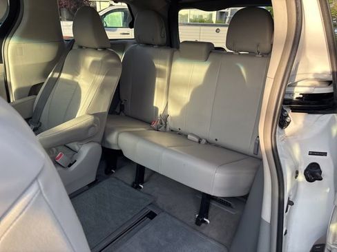 Used 2012 Toyota Sienna XLE w/ XLE Navigation Pkg AWD/4WD image 14