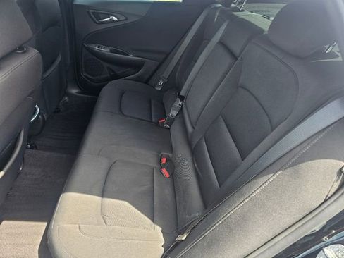 Used 2020 Chevrolet Malibu LT FWD image 14