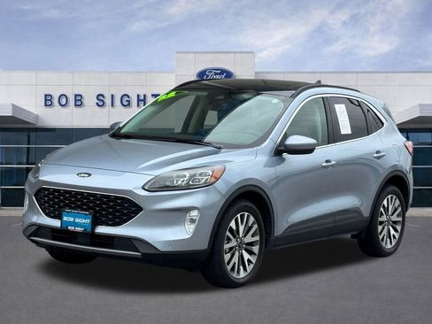 Used 2022 Ford Escape Titanium w/ Class II Trailer Tow Package AWD/4WD image 39