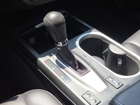 Used 2018 Acura RDX AWD image 36