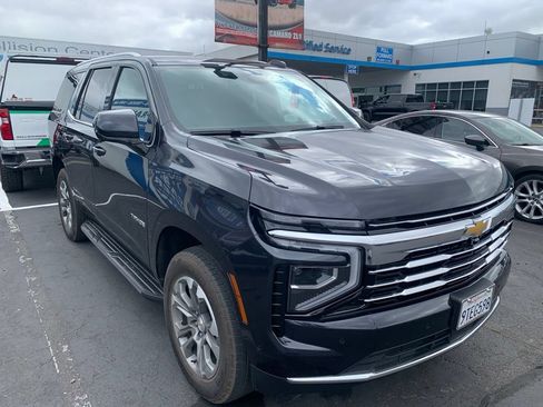 Used 2025 Chevrolet Tahoe LT RWD image 4