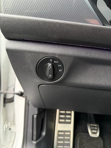Used 2019 Volkswagen Jetta GLI Autobahn FWD image 37