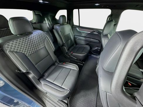 New 2026 GMC Acadia Denali w/ Super Cruise Package image 30