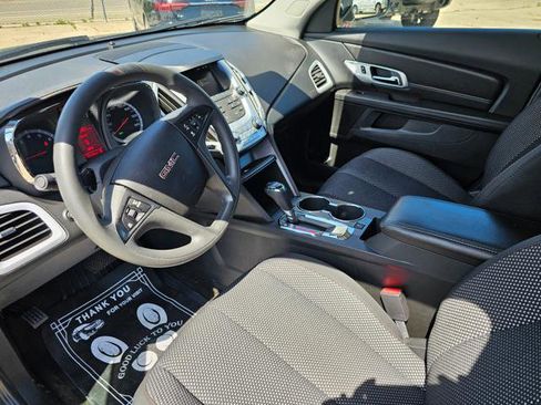 Used 2017 GMC Terrain SLE FWD image 8