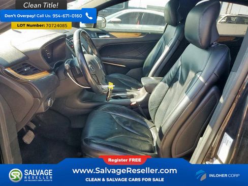 Used 2015 Lincoln MKC FWD w/ Equipment Group 101A Select image 9