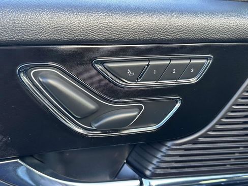 Used 2022 Lincoln Corsair AWD w/ Equipment Group 101A image 20