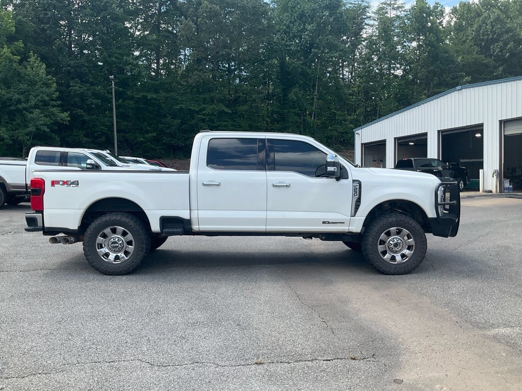 Used 2024 Ford F250 Lariat w/ Chrome Package AWD/4WD image 4