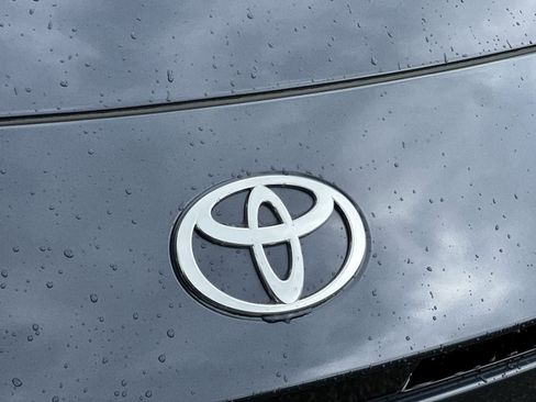 New 2026 Toyota Camry XLE AWD/4WD image 12