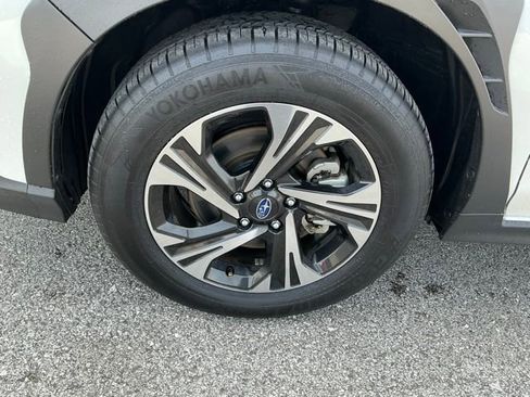 Certified 2025 Subaru Crosstrek 2.0i Premium AWD/4WD image 9
