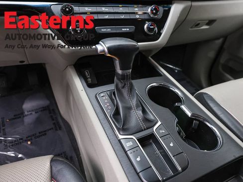 Used 2020 Kia Sedona EX FWD image 13