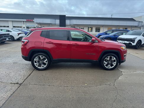 Used 2019 Jeep Compass Limited image 5