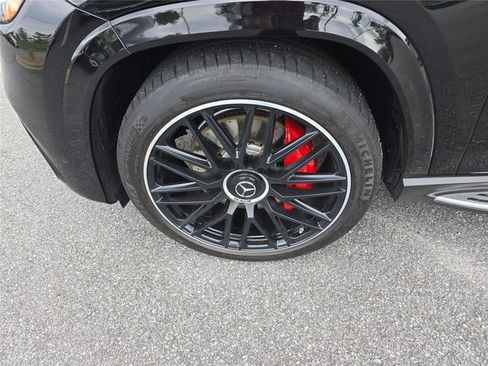 Certified 2023 Mercedes-Benz GLS 63 AMG 4MATIC image 11