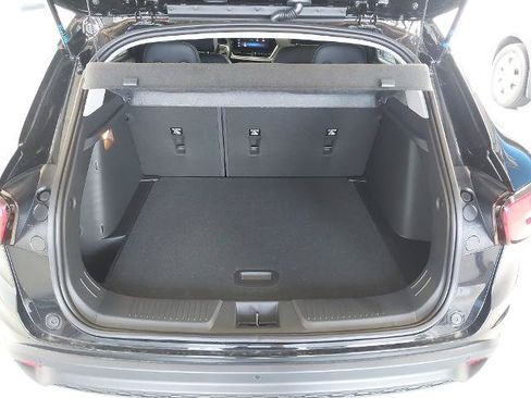 New 2026 Chevrolet Trax LT w/ Driver Confidence Package FWD image 27