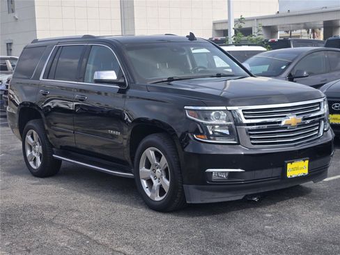 Used 2018 Chevrolet Tahoe Premier AWD/4WD image 3
