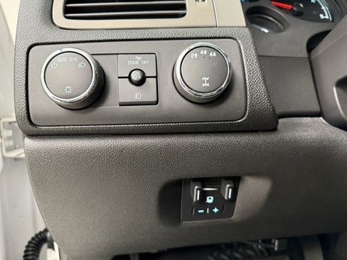 Used 2013 Chevrolet Silverado 2500 LTZ w/ LTZ Plus Package image 16