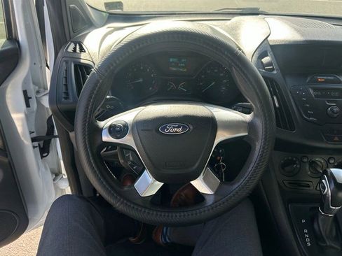 Used 2017 Ford Transit Connect XL image 10