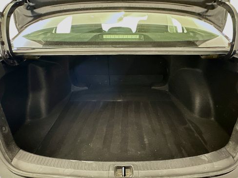 Used 2023 Toyota Corolla LE FWD image 30