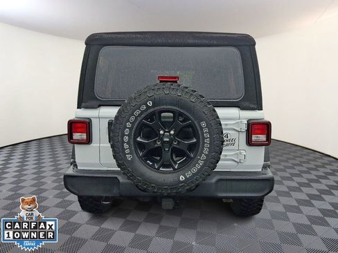 Used 2022 Jeep Wrangler Unlimited Sport AWD/4WD image 8