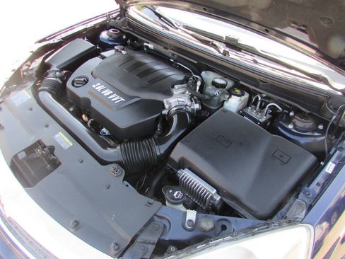 Used 2008 Saturn Aura XR w/ Premium Trim Package FWD image 26