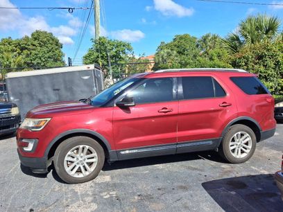 Used 2017 Ford Explorer XLT w/ Equipment Group 201A