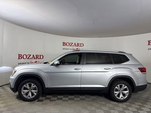 Used 2019 Volkswagen Atlas SE w/ Towing Package image 5