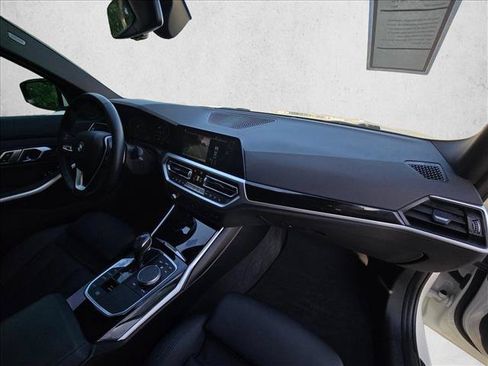 Used 2019 BMW 330i Sedan w/ Convenience Package RWD image 22