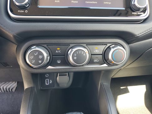 New 2025 Nissan Versa S w/ Trunk Package image 24