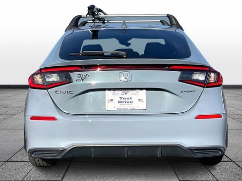 Used 2022 Honda Civic Sport image 4