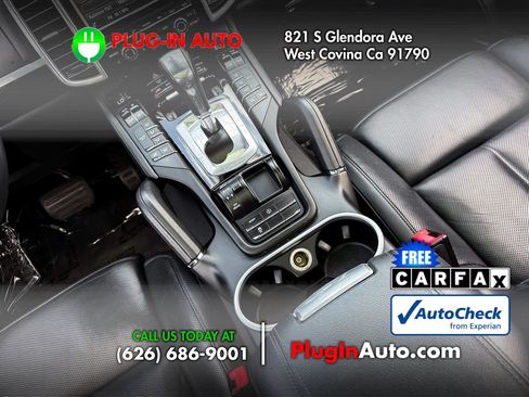 Used 2016 Porsche Cayenne AWD/4WD image 16