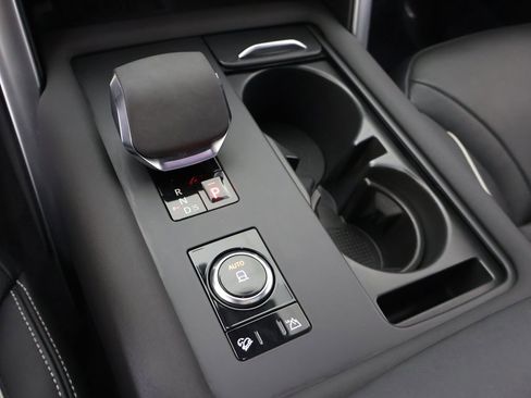 Used 2023 Land Rover Discovery S R-Dynamic image 64