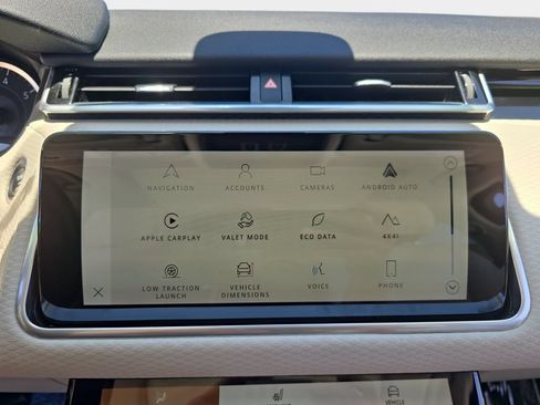 Certified 2023 Land Rover Range Rover Velar S AWD/4WD image 21