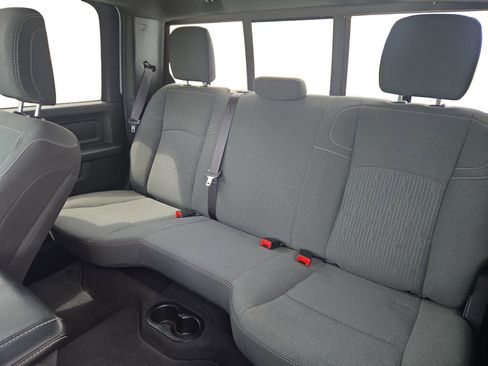 Used 2024 RAM 2500 Tradesman w/ Chrome Appearance Group image 23