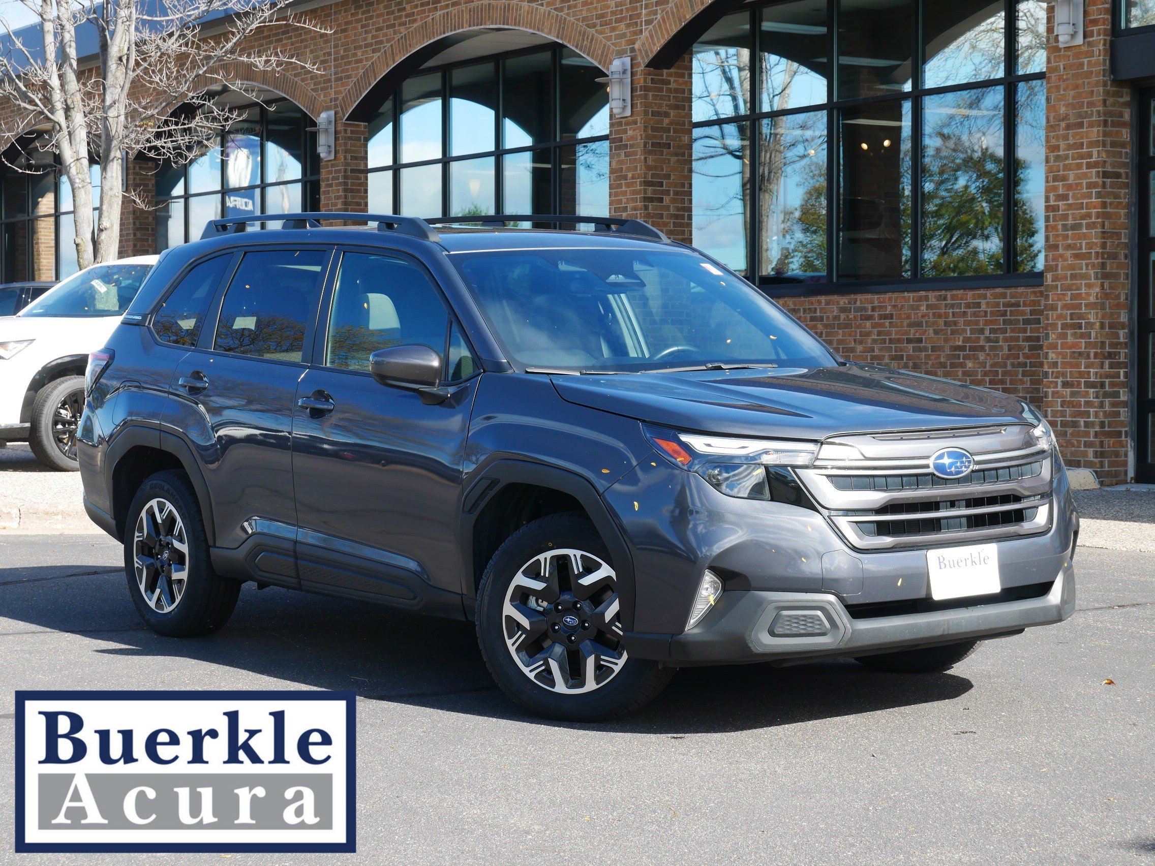 Used 2025 Subaru Forester Premium AWD/4WD image 1