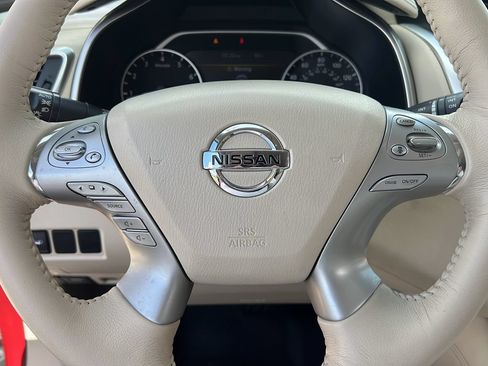Used 2017 Nissan Murano SL w/ SL Technology Package FWD image 18