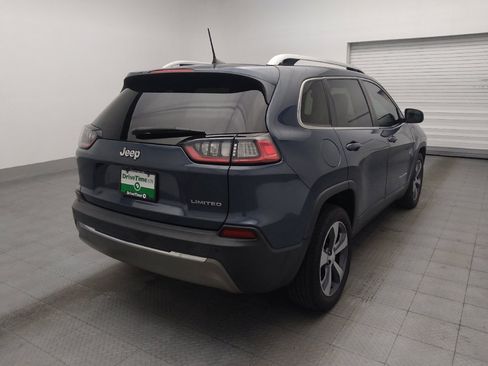 Used 2019 Jeep Cherokee Limited FWD image 9
