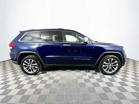 Used 2018 Jeep Grand Cherokee Limited AWD/4WD image 11